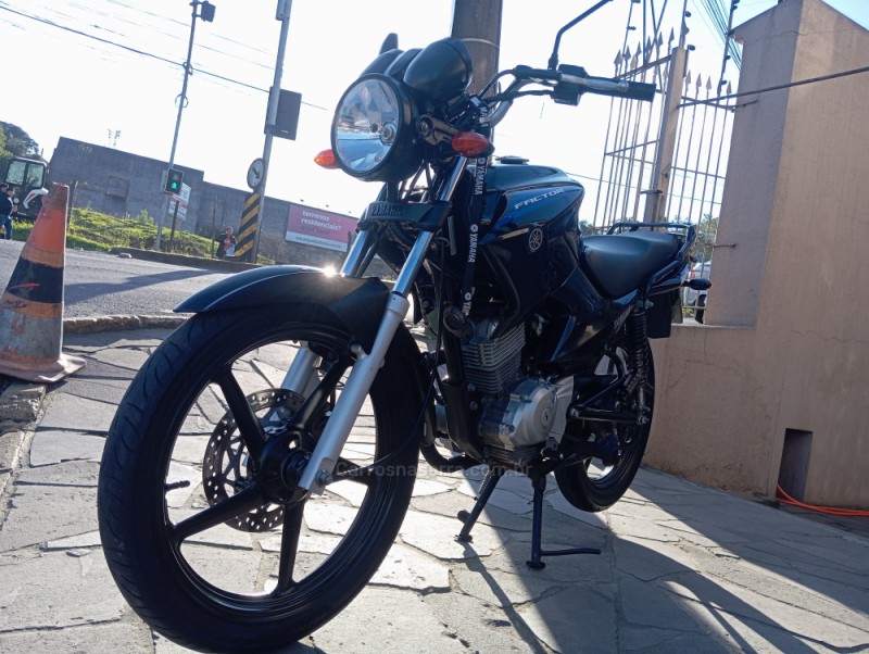 FACTOR YBR 125 ED BLACK EDITION - 2015 - CAXIAS DO SUL