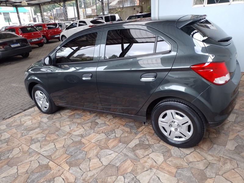 ONIX 1.0 MPFI LT 8V FLEX 4P MANUAL - 2016 - CAXIAS DO SUL