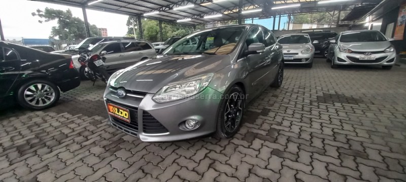 FOCUS 2.0 TITANIUM HATCH 16V FLEX 4P AUTOMÁTICO - 2015 - CAXIAS DO SUL