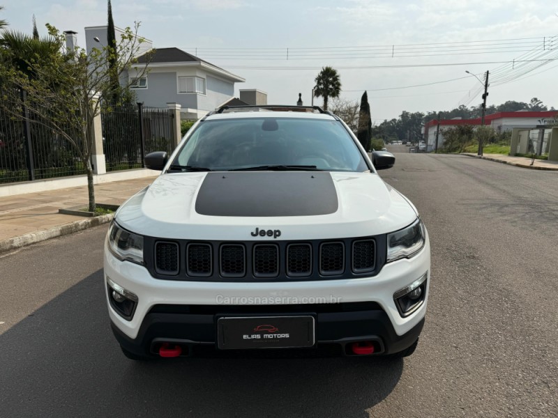 COMPASS 2.0 16V DIESEL TRAILHAWK 4X4 AUTOMÁTICO - 2018 - BENTO GONçALVES