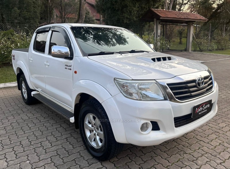 hilux 3.0 4x4 8v diesel 4p manual 2014 canela