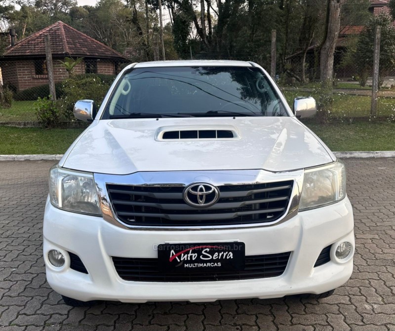 HILUX 3.0 4X4 8V DIESEL 4P MANUAL - 2014 - CANELA