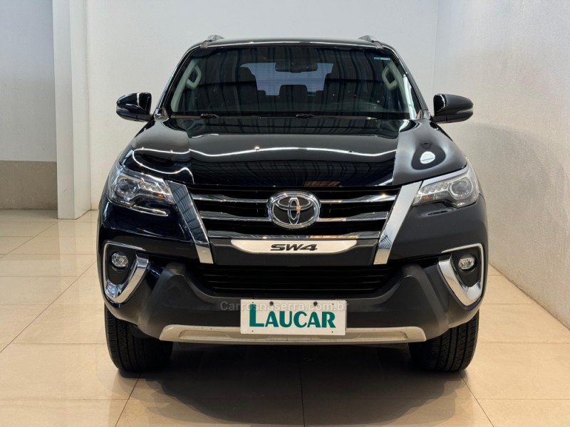 HILUX SW4 2.8 SRX 4X4 7 LUGARES 16V TURBO INTERCOOLER DIESEL 4P AUTOMÁTICO - 2018 - CASCA