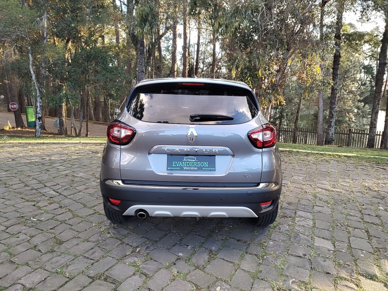 CAPTUR 1.3 ICONIC 16V TURBO FLEX 4P AUTOMÁTICO - 2022 - CAXIAS DO SUL