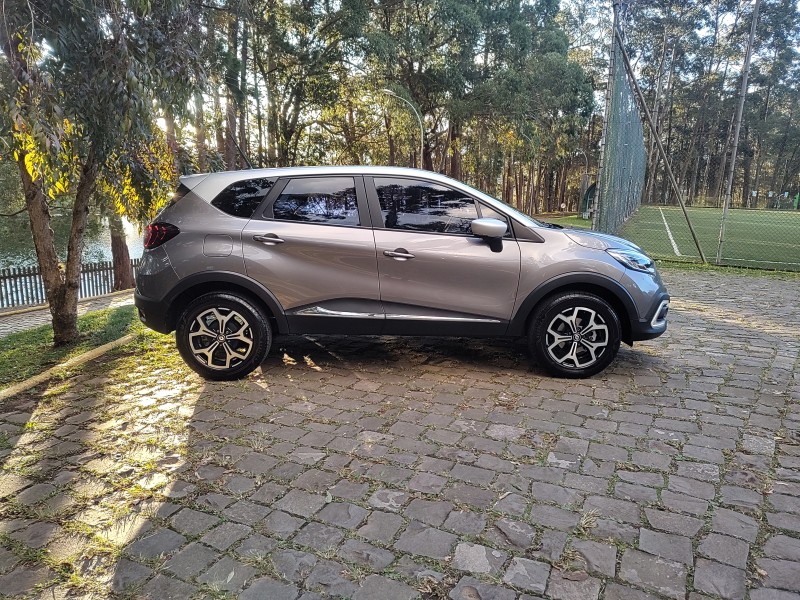 CAPTUR 1.3 ICONIC 16V TURBO FLEX 4P AUTOMÁTICO - 2022 - CAXIAS DO SUL