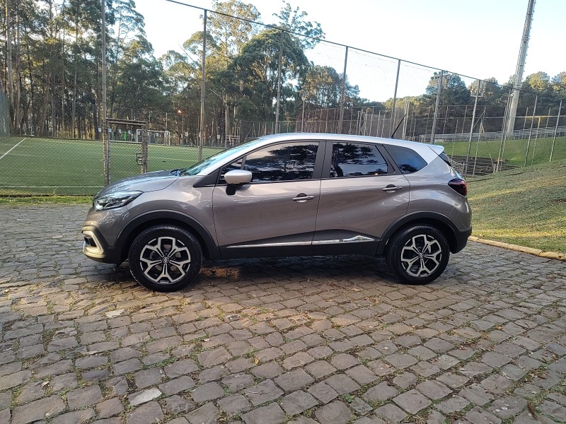 CAPTUR 1.3 ICONIC 16V TURBO FLEX 4P AUTOMÁTICO - 2022 - CAXIAS DO SUL