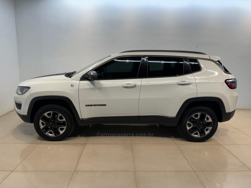 COMPASS 2.0 16V DIESEL TRAILHAWK 4X4 AUTOMÁTICO - 2017 - CASCA