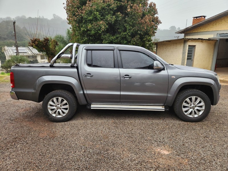 AMAROK 2.0 HIGHLINE 4X4 CD 16V TURBO INTERCOOLER DIESEL 4P AUTOMÁTICO - 2011 - FARROUPILHA