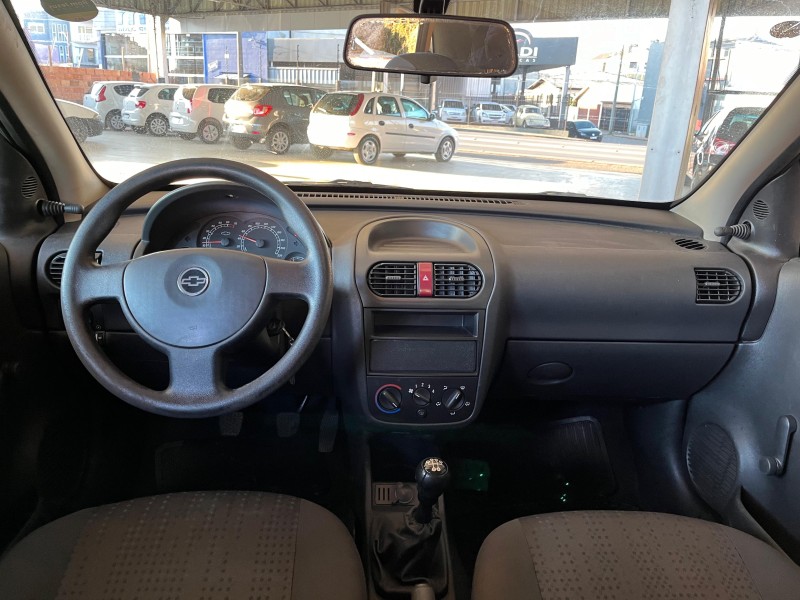 CORSA 1.4 MPFI MAXX 8V FLEX 4P MANUAL - 2011 - VACARIA