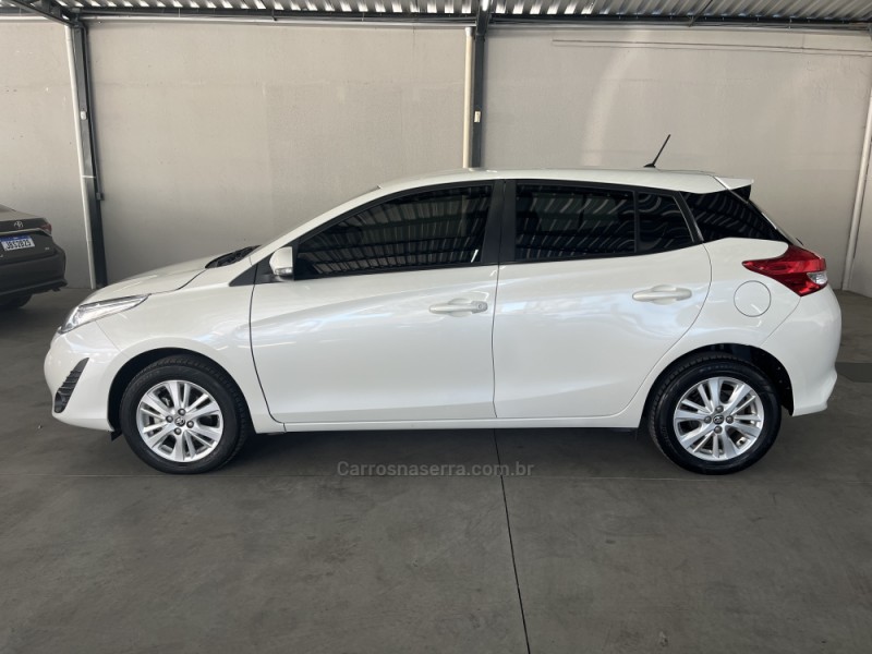 YARIS 1.3 16V FLEX XL PLUS TECH MULTIDRIVE17 - 2019 - CAXIAS DO SUL