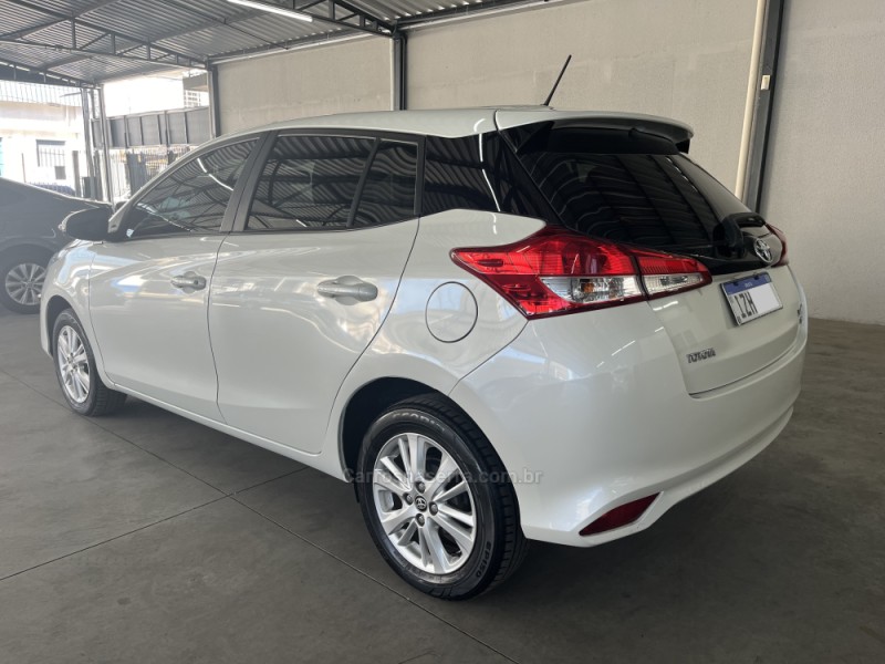 YARIS 1.3 16V FLEX XL PLUS TECH MULTIDRIVE17 - 2019 - CAXIAS DO SUL