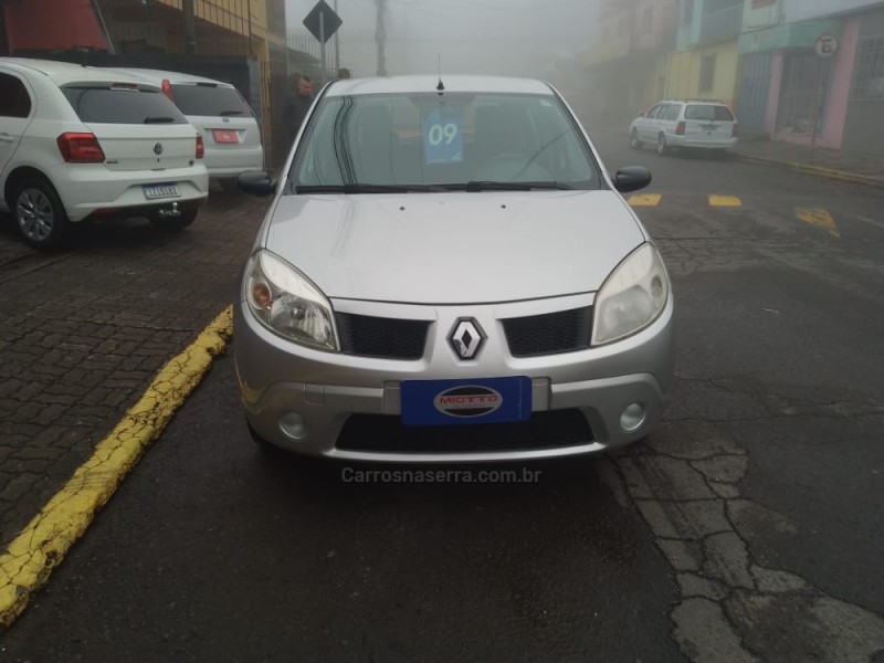 SANDERO 1.0 EXPRESSION 16V FLEX 4P MANUAL - 2009 - CAXIAS DO SUL