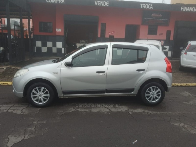 SANDERO 1.0 EXPRESSION 16V FLEX 4P MANUAL - 2009 - CAXIAS DO SUL