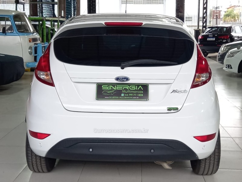 FIESTA 1.6 SE HATCH 16V FLEX 4P MANUAL - 2018 - CAXIAS DO SUL