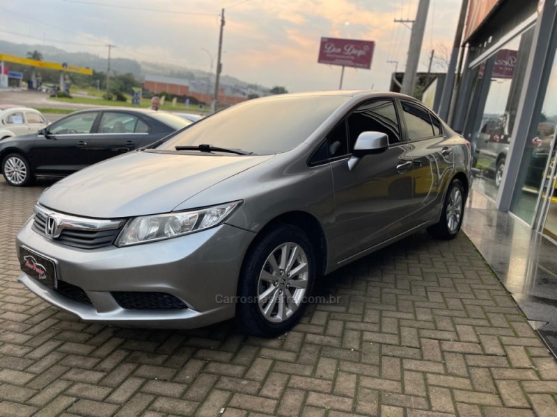 CIVIC 1.8 LXS 16V GASOLINA 4P AUTOMÁTICO - 2014 - PAROBé