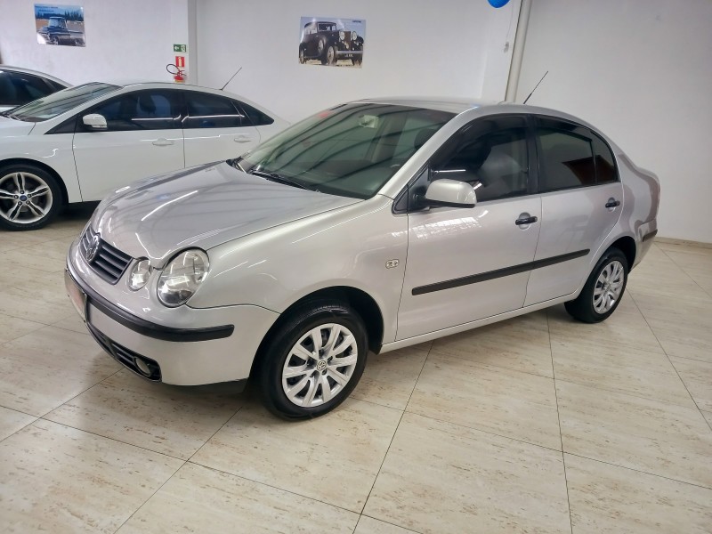 POLO 1.6 MI 8V E-FLEX 4P MANUAL - 2004 - CAXIAS DO SUL