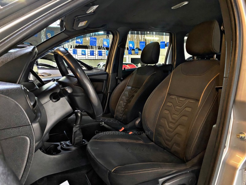 DUSTER 1.6 DYNAMIQUE 4X2 16V FLEX 4P MANUAL - 2019 - NOVO HAMBURGO