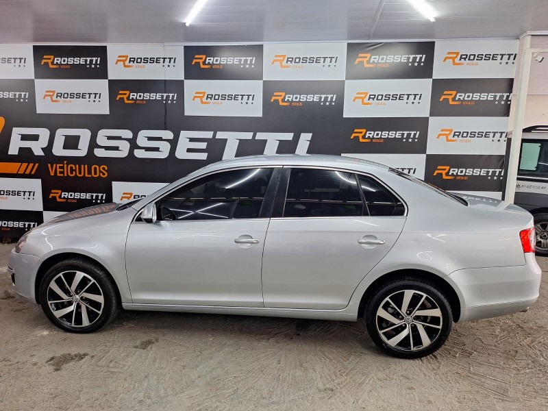 JETTA 2.5 I 20V 170CV GASOLINA 4P TIPTRONIC - 2010 - CAXIAS DO SUL