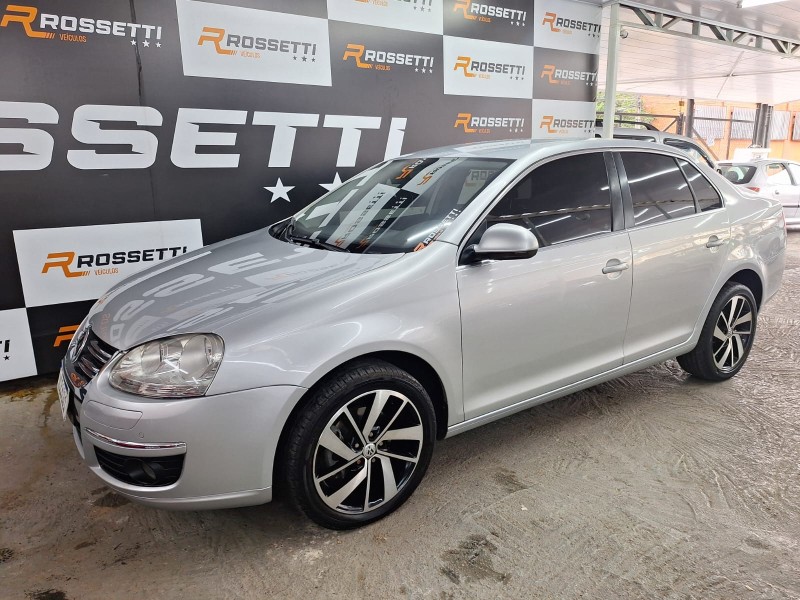 JETTA 2.5 I 20V 170CV GASOLINA 4P TIPTRONIC - 2010 - CAXIAS DO SUL