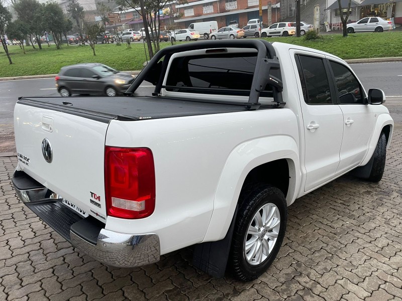 AMAROK 2.0 HIGHLINE 4X4 CD 16V TURBO INTERCOOLER DIESEL 4P AUTOMÁTICO - 2016 - CAXIAS DO SUL