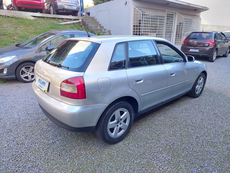 A3 1.6 8V GASOLINA 4P MANUAL - 2005 - BENTO GONçALVES