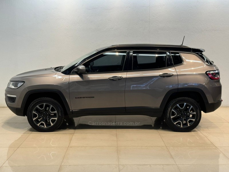 COMPASS 2.0 16V DIESEL TRAILHAWK 4X4 AUTOMÁTICO - 2019 - CASCA