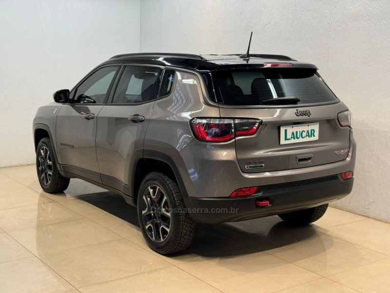 COMPASS 2.0 16V DIESEL TRAILHAWK 4X4 AUTOMÁTICO - 2019 - CASCA