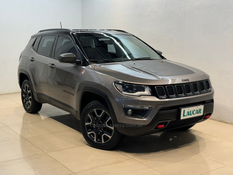 COMPASS 2.0 16V DIESEL TRAILHAWK 4X4 AUTOMÁTICO