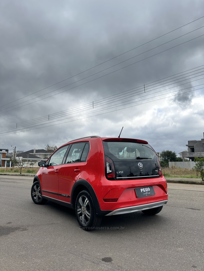 UP 1.0 CROSS T.FLEX 12V 4P MANUAL - 2018 - BENTO GONçALVES