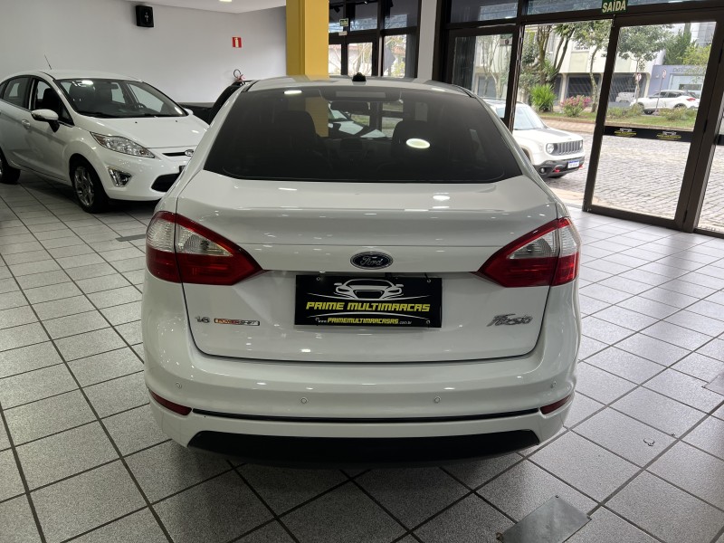 FIESTA 1.6 SE SEDAN 16V FLEX 4P AUTOMÁTICO - 2015 - CAXIAS DO SUL