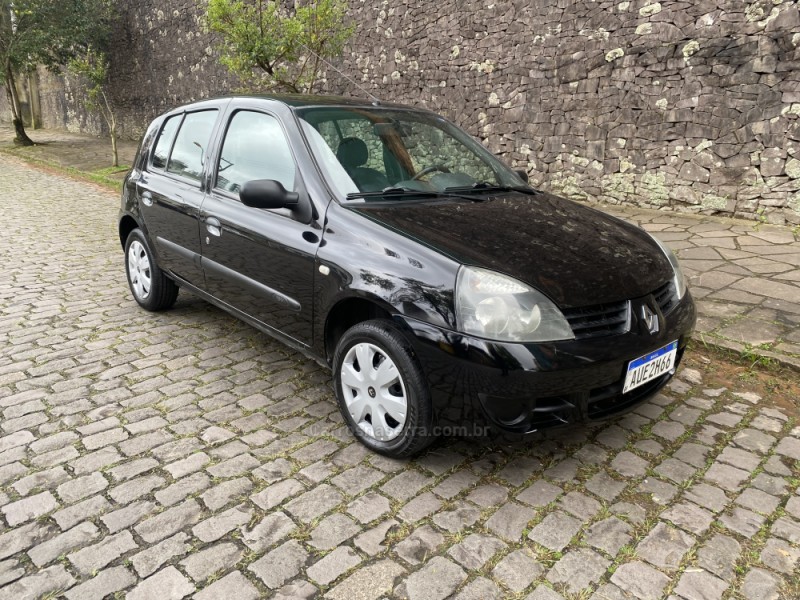 CLIO 1.0 16V FLEX 4P MANUAL - 2011 - CAXIAS DO SUL