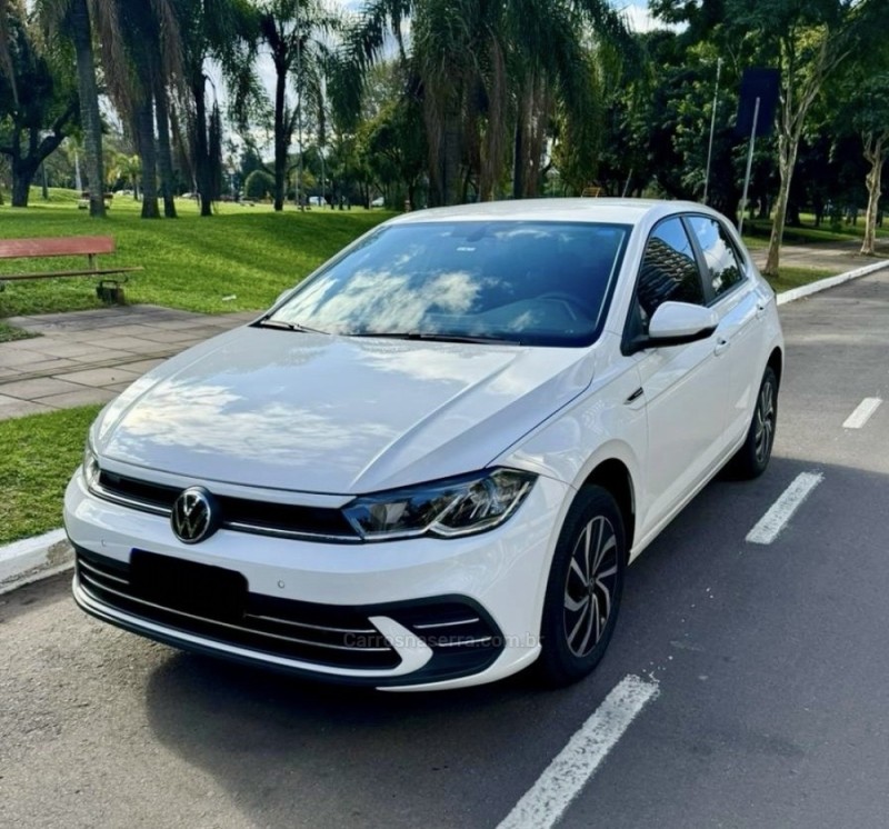 POLO 1.0 170 TSI 12V HIGHLINE FLEX 4P AUTOMÁTICO