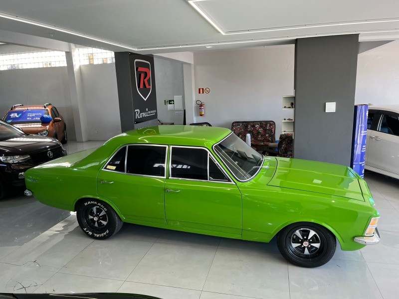 OPALA 4.1 DE LUXO 12V GASOLINA 4P MANUAL - 1975 - BENTO GONçALVES