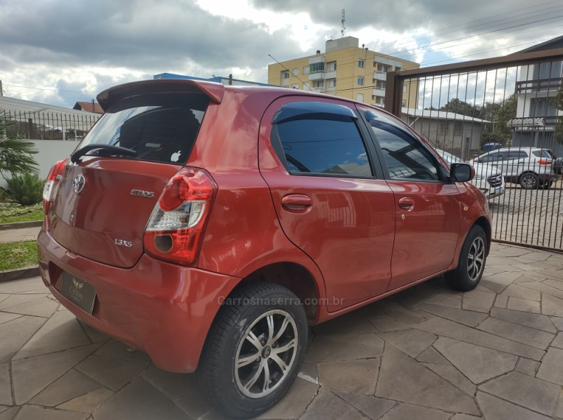 ETIOS 1.3 XS 16V FLEX 4P MANUAL - 2013 - CAXIAS DO SUL