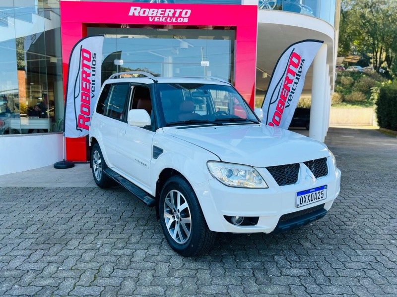 PAJERO TR4 2.0 4X2 16V 140CV FLEX 4P AUTOMÁTICO - 2015 - BENTO GONçALVES