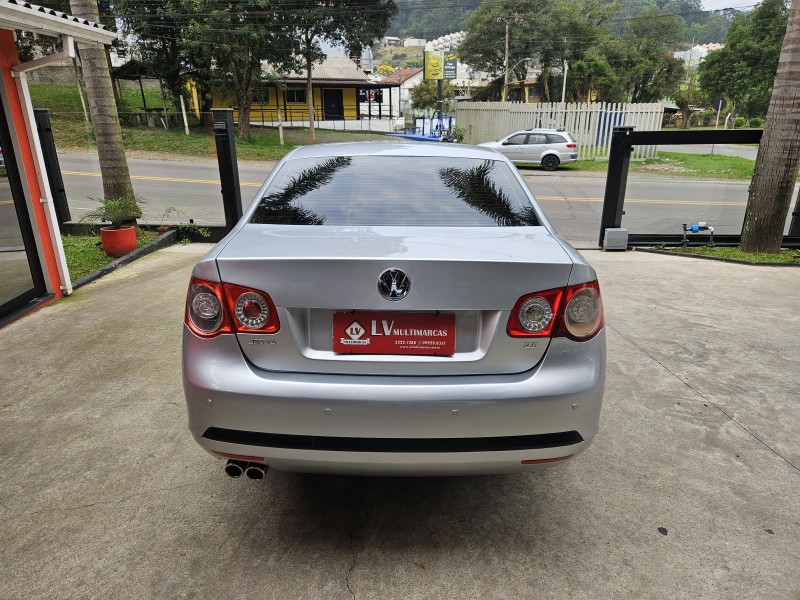 JETTA 2.5 I 20V 170CV GASOLINA 4P TIPTRONIC - 2007 - CAXIAS DO SUL