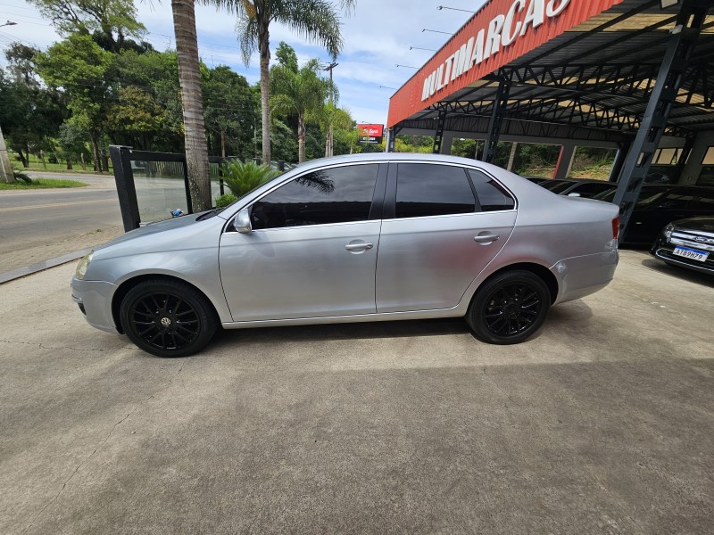 JETTA 2.5 I 20V 170CV GASOLINA 4P TIPTRONIC - 2007 - CAXIAS DO SUL