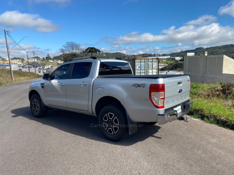 RANGER 3.2 XLT 4X4 CD 20V DIESEL 4P AUTOMÁTICO - 2016 - FLORES DA CUNHA