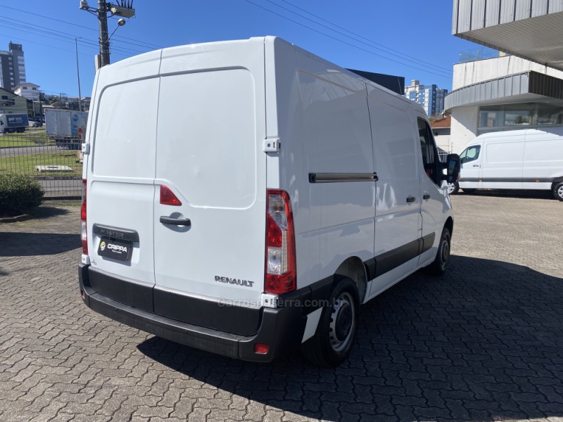 MASTER 2.3 FURGÃO L1H1 16V TURBO INTERCOOLER DIESEL 4P MANUAL - 2020 - FARROUPILHA