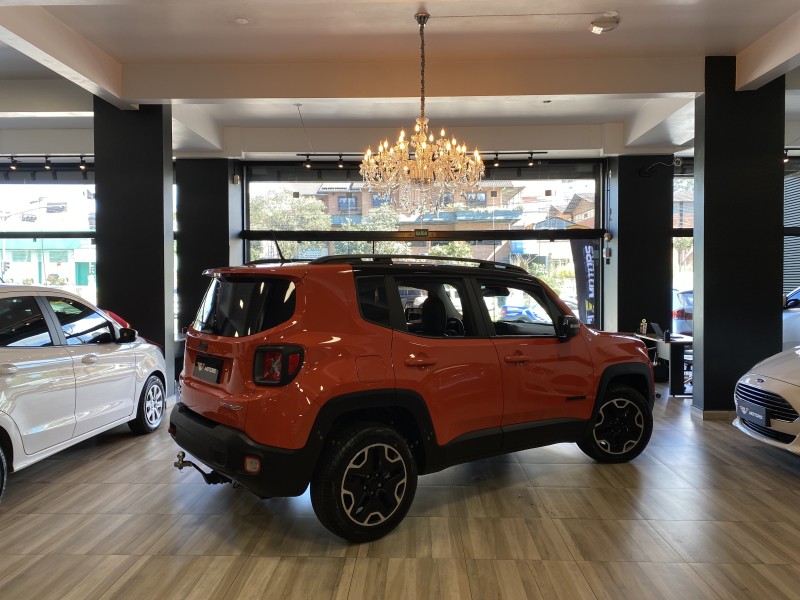 RENEGADE 2.0 16V TURBO DIESEL TRAILHAWK 4P 4X4 AUTOMÁTICO - 2016 - CAXIAS DO SUL