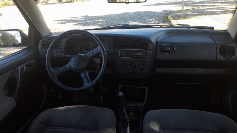 GOLF 1.8 MI GL 8V GASOLINA 4P MANUAL - 1997 - FARROUPILHA