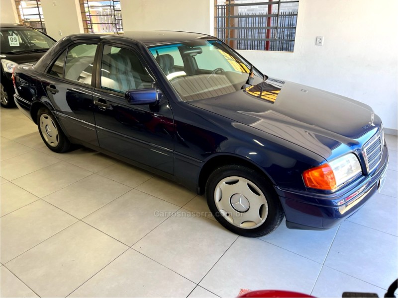 C 180 1.8 16V GASOLINA 4P MANUAL - 1995 - CARLOS BARBOSA