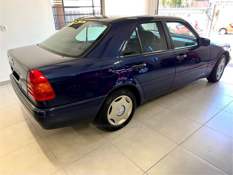 C 180 1.8 16V GASOLINA 4P MANUAL - 1995 - CARLOS BARBOSA