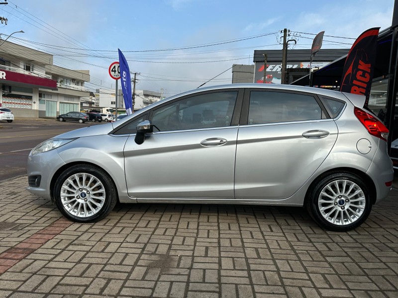 FIESTA 1.6 TITANIUM HATCH 16V FLEX 4P MANUAL - 2014 - LAGOA VERMELHA