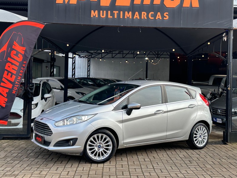 FIESTA 1.6 TITANIUM HATCH 16V FLEX 4P MANUAL - 2014 - LAGOA VERMELHA