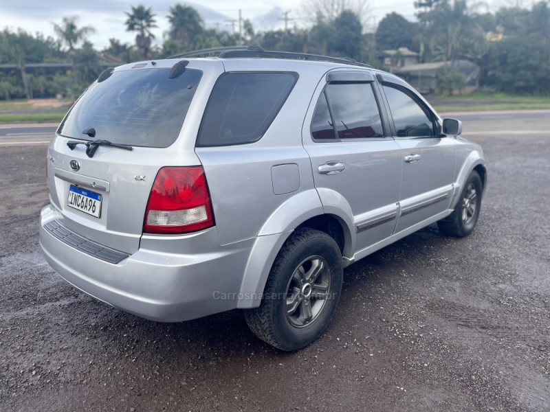 SORENTO 2.5 EX 4X4 16V DIESEL 4P AUTOMÁTICO - 2006 - SãO SEBASTIãO DO CAí