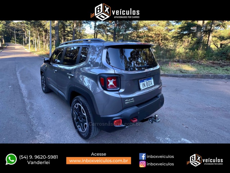 RENEGADE 2.0 16V TURBO DIESEL TRAILHAWK 4P 4X4 AUTOMÁTICO - 2016 - GRAMADO