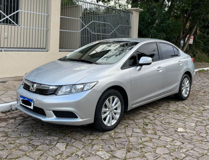 CIVIC 1.8 LXL 16V FLEX 4P AUTOMÁTICO - 2012 - NOVA PETRóPOLIS