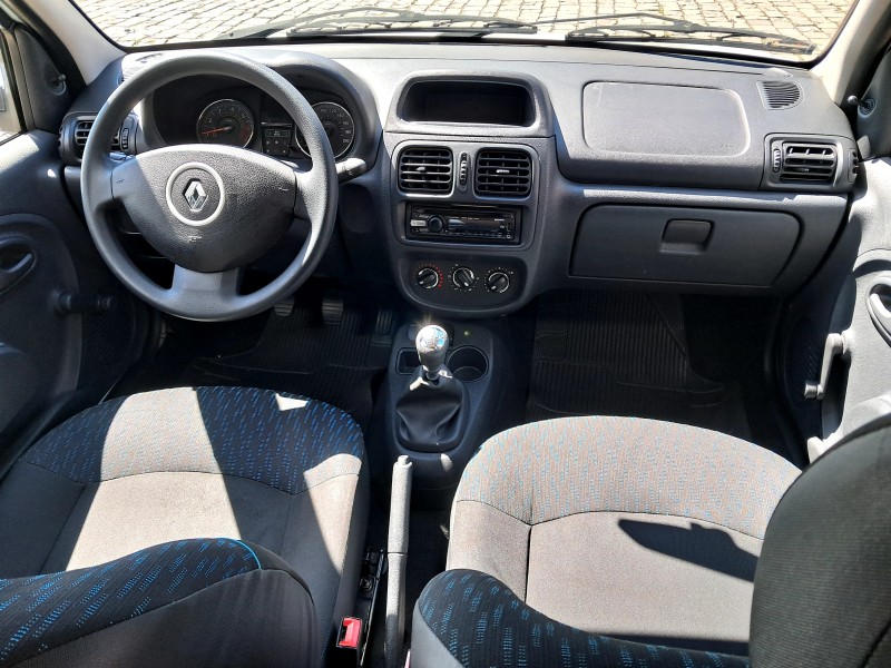 CLIO 1.0 EXPRESSION 16V FLEX 4P MANUAL - 2016 - CAXIAS DO SUL