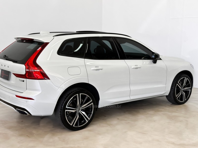 XC60 2.0 T8 R DESIGN HYBRID GASOLINA 4P AUTOMÁTICO - 2020 - CAXIAS DO SUL